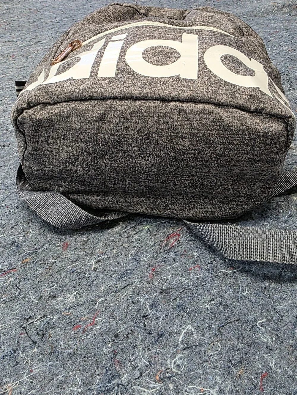 Addidas Mini Backpack Heather Gray With Golden Amber Pulls - Picture 4 of 11